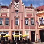 Appartement Utulny S Vyhledem Do Kraje K J Erbena